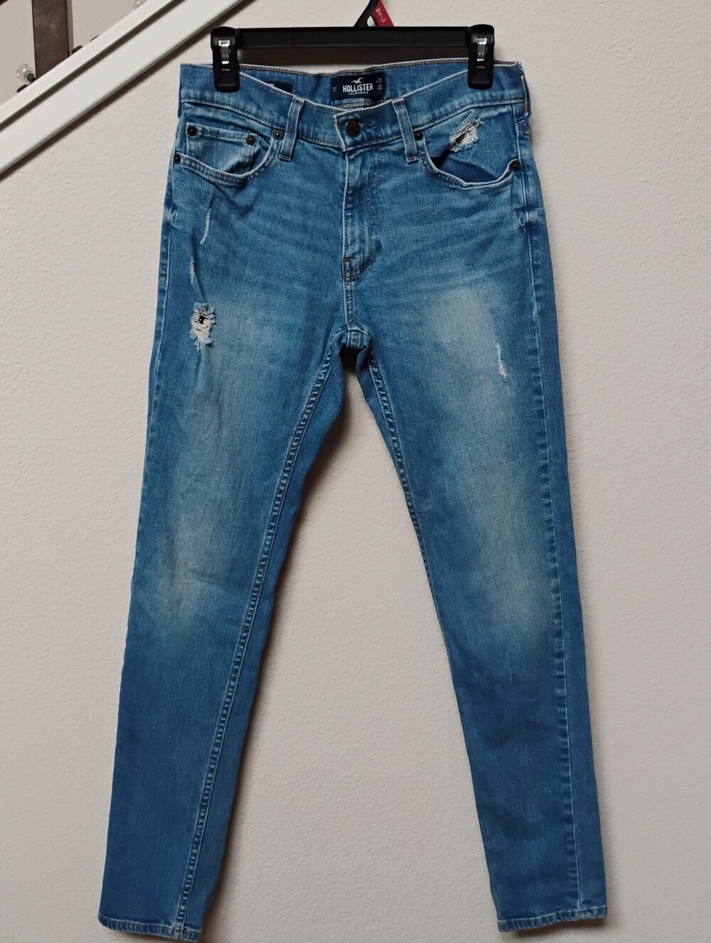 Hollister Men's Light Blue Distressed Skinny Jeans 29x32